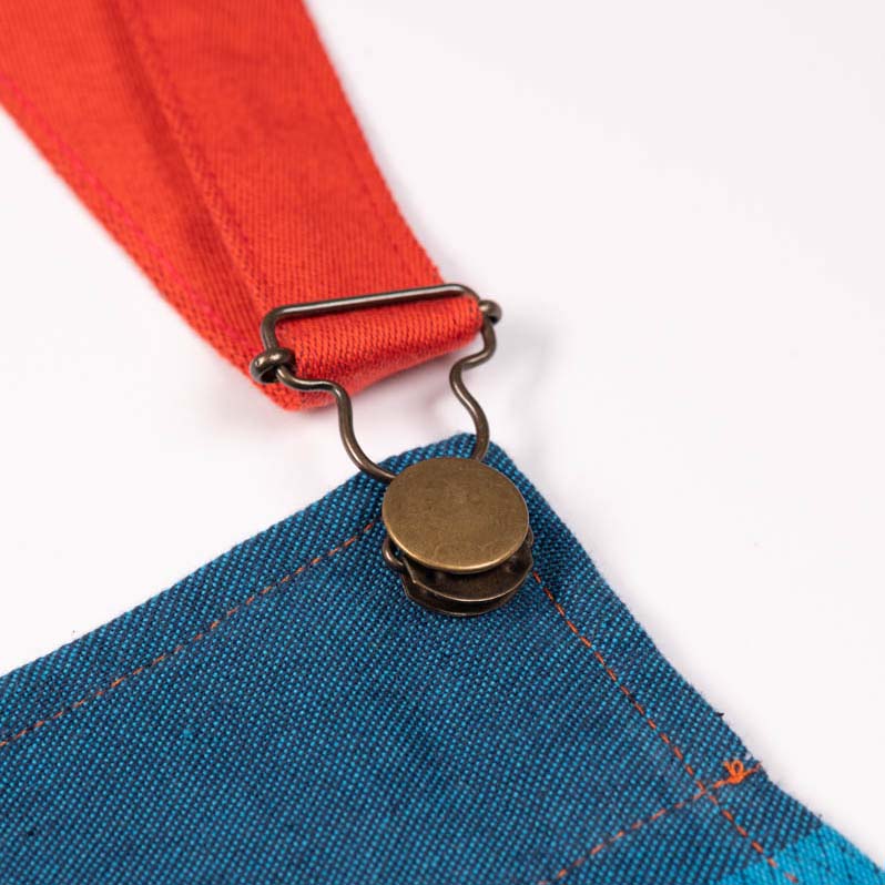 SARDINE APRON