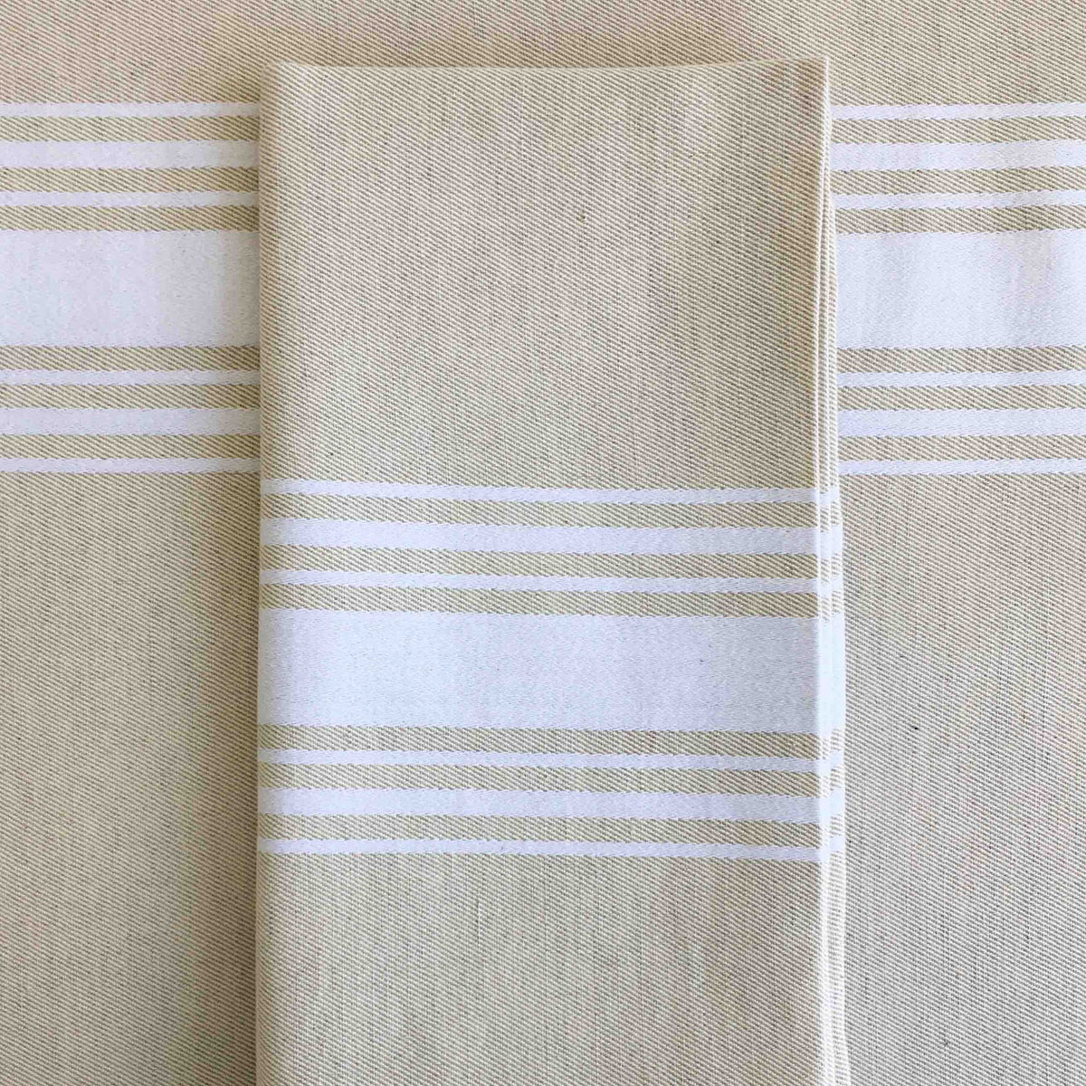 WHITE TICKING NAPKIN
