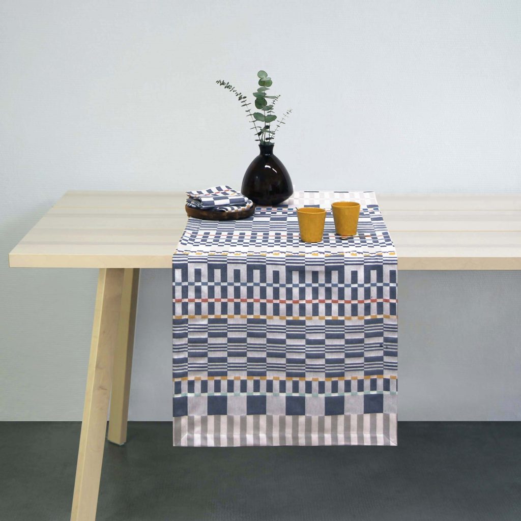 BODEGA TABLE RUNNER