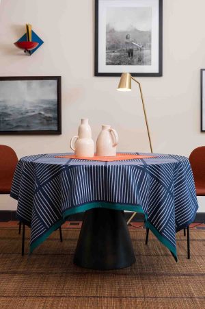 linge basque nappe made in france. Les rayures basque refont la décoration intérieure