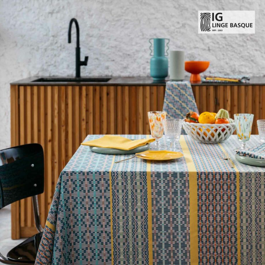 Linge Basque Cannage Écru - Nappe fabrication française | Tissage Moutet